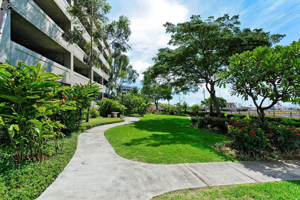 215_North_King_Street_-_Walking_Paths