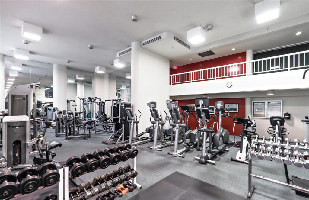Honolulu_Park_Place_-_Fitness_Center