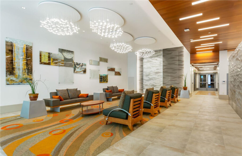 Keauhou_Place_-_Lobby