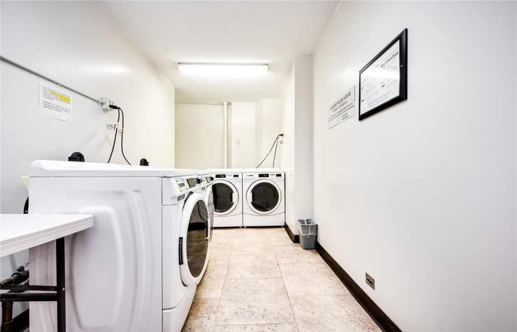 Pacific_Grand_-_Community_Laundry_on_Every_Level