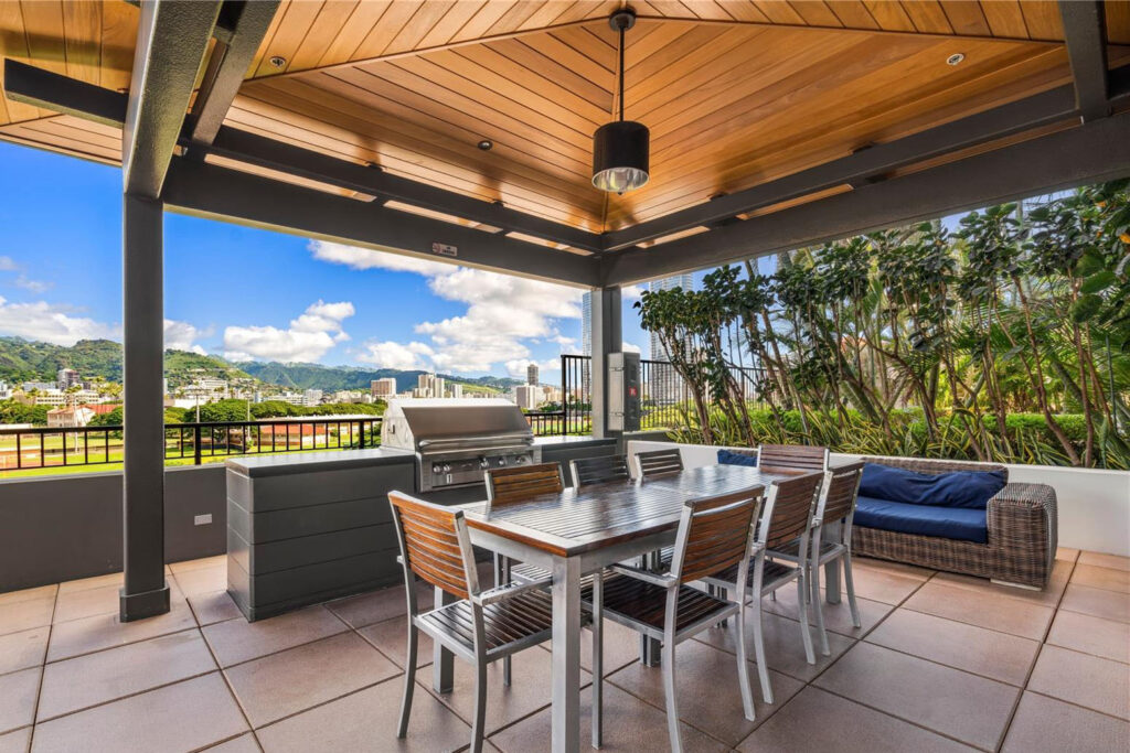 Pacifica_Honolulu_-_BBQ_Cabana