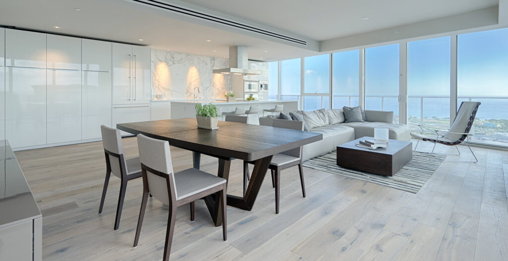 Symphony_Honolulu_-Dining,_Kitchen,_Living_Room