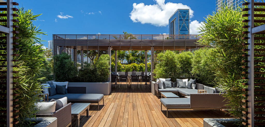 Symphony_Honolulu_-_Cabanas