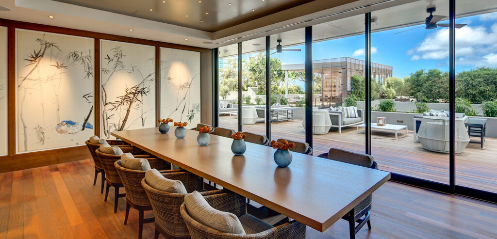Symphony_Honolulu_-_Social_Room