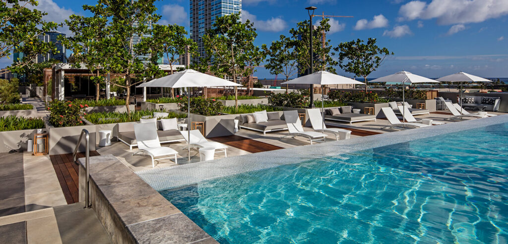 Symphony_Honolulu_-__Grand_Terrace
