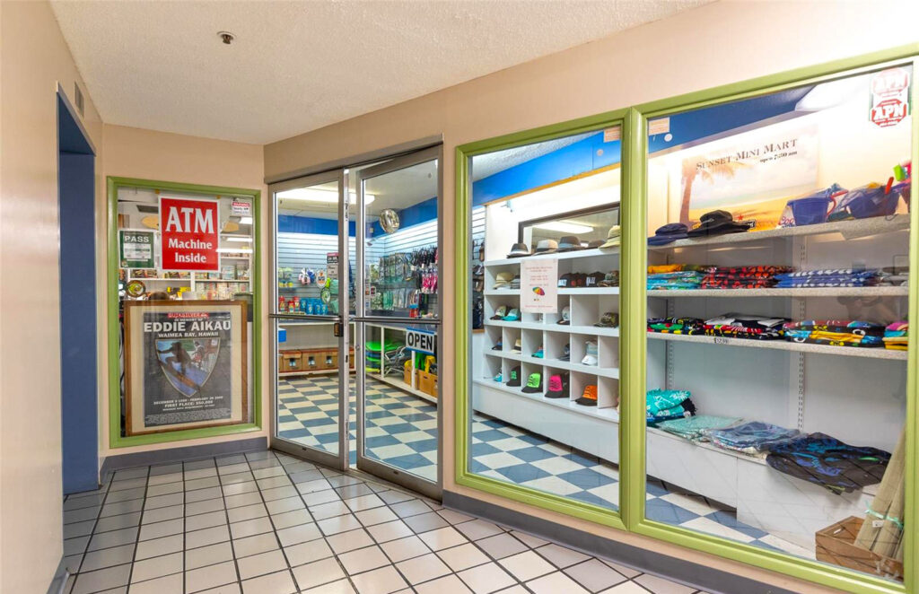 Waikiki_Sunset_-_Mini-Mart